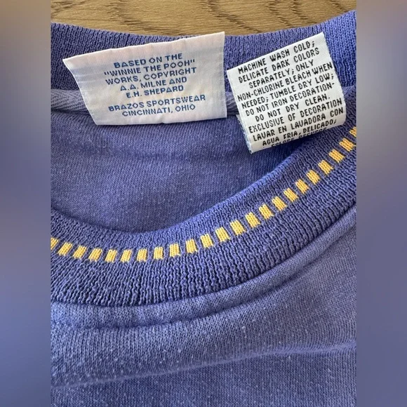 Vintage Winnie The Pooh Purple Disney Fleece Crewneck Embroidered Sweatshirt M - Picture 12 of 12